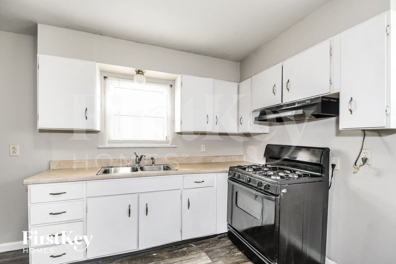 2130 Grants Pkwy - Photo 6 of 16