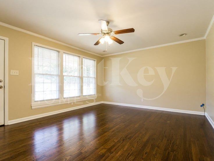 189 N 5th Ave - Photo 3 of 15