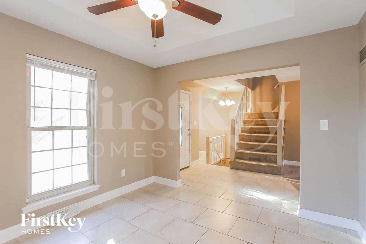 17100 E 49th Street Ct S - Photo 5 of 15