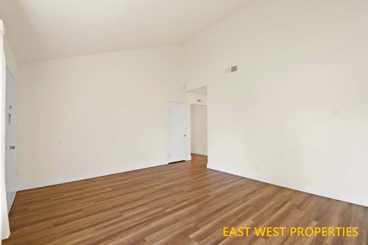 5012 Greencap Ave #1 - Photo 4 of 34
