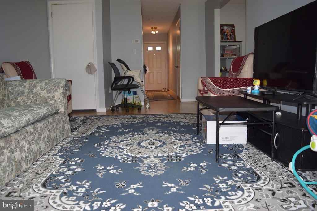 99 Brookview Cir - Photo 2 of 18