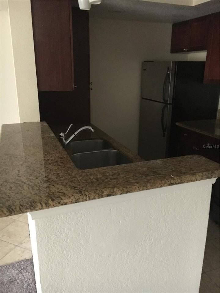 5148 Conroy Rd - Photo 6 of 14