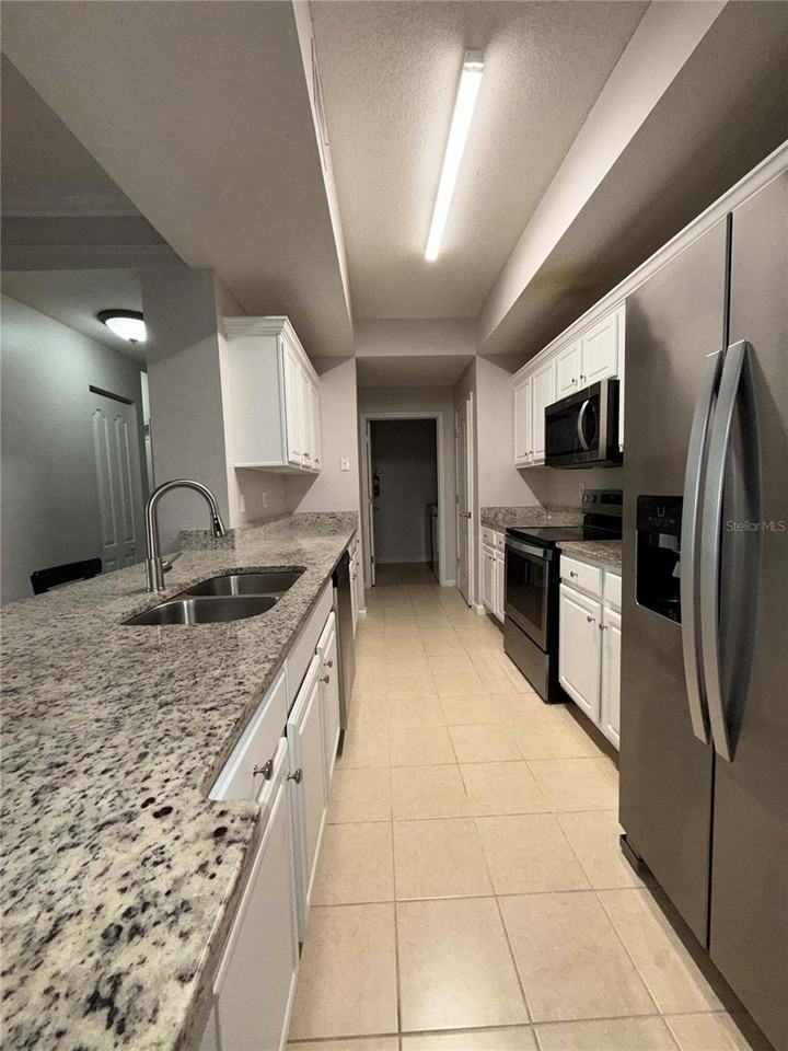 12017 Villanova Dr - Photo 3 of 26