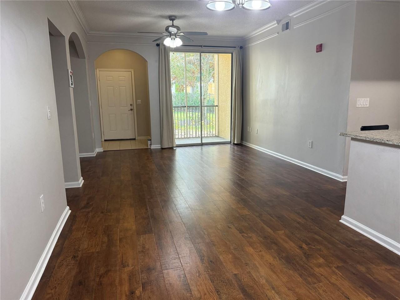 12017 Villanova Dr - Photo 5 of 26