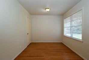 5042 Grape St - Photo 6 of 17