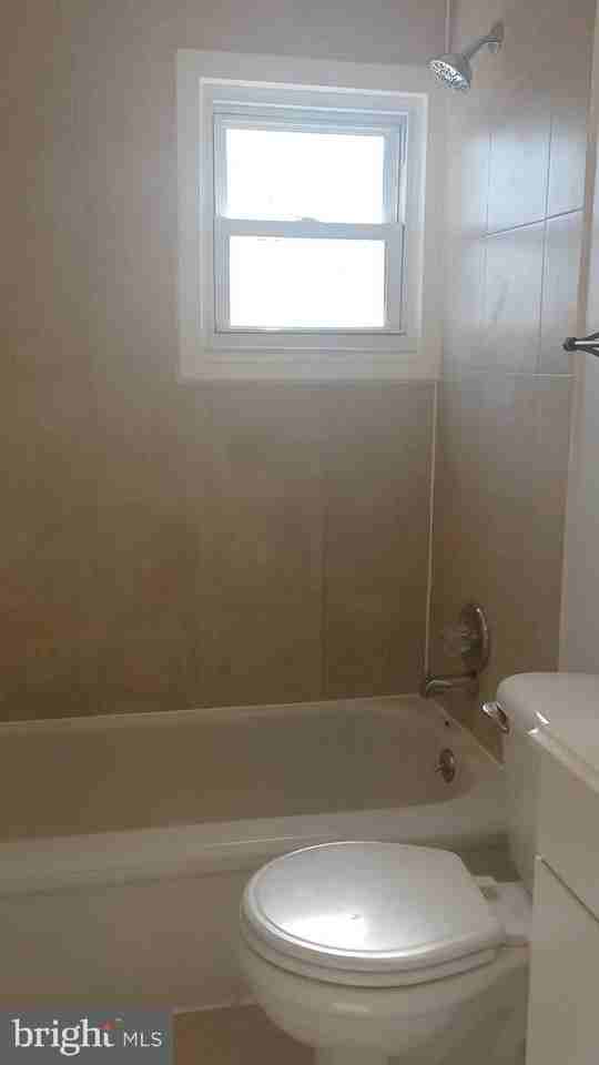 2053 Larkhall Rd - Photo 7 of 20