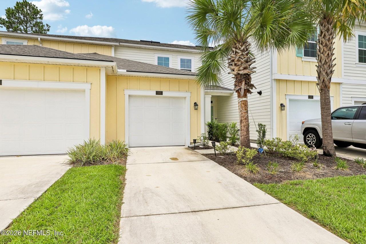 593 Coastline Way - Photo 4 of 37