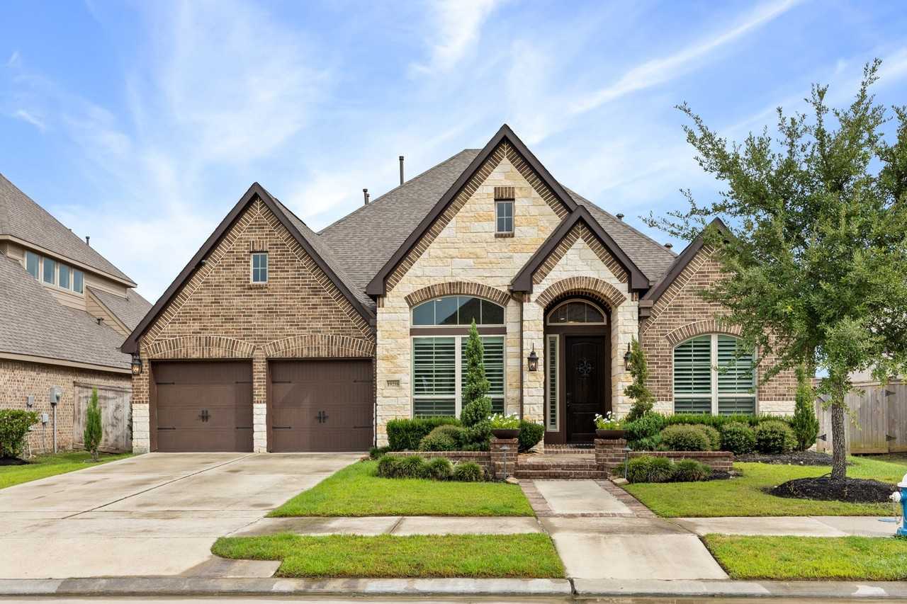 19219 Spotted Bass Ln - Photo 2 of 49