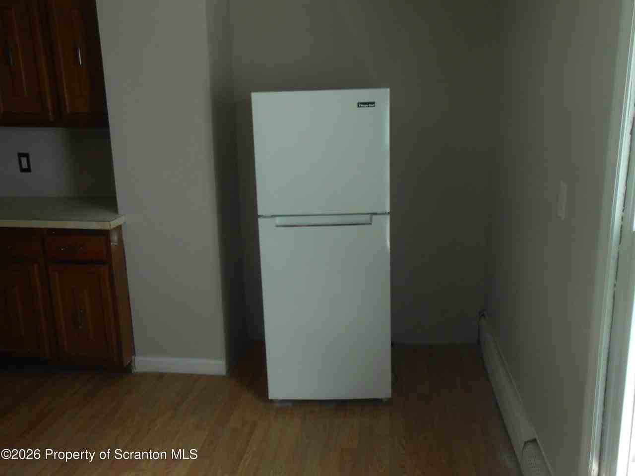 530 N Main Ave - Photo 3 of 12