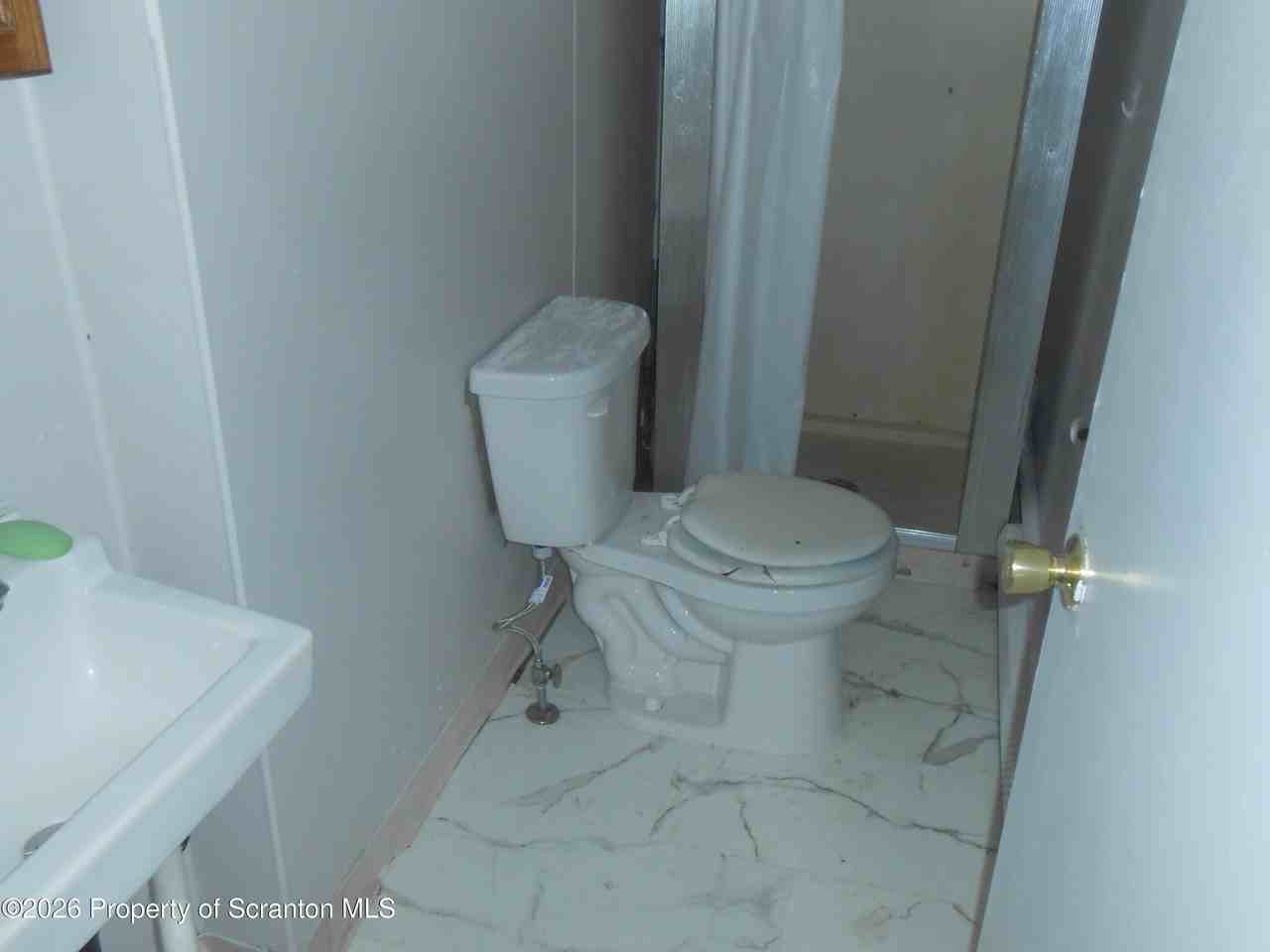 530 N Main Ave - Photo 6 of 12