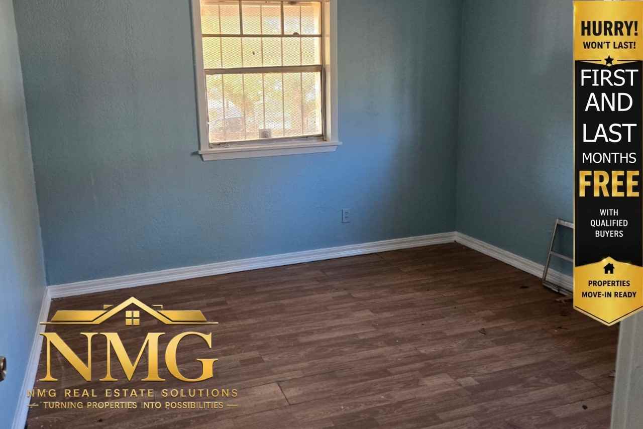 3380 Shady Oaks St #B - Photo 3 of 4