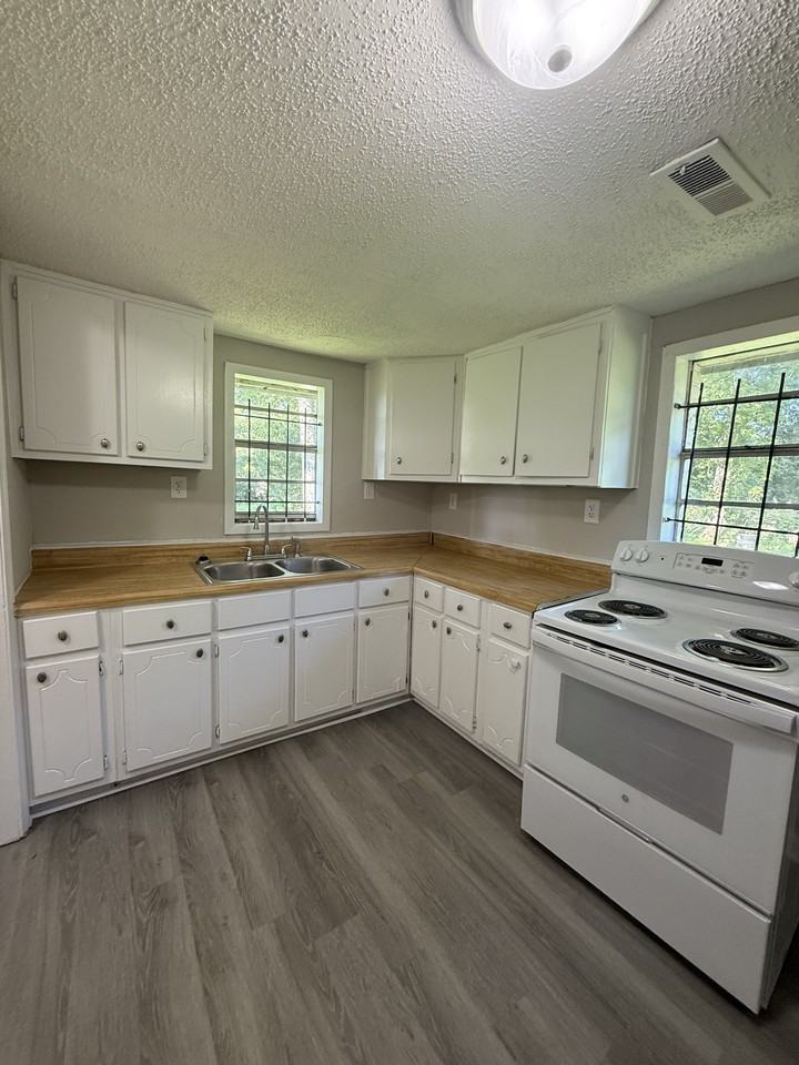 9720 Westfield Pl #1 - Photo 6 of 13