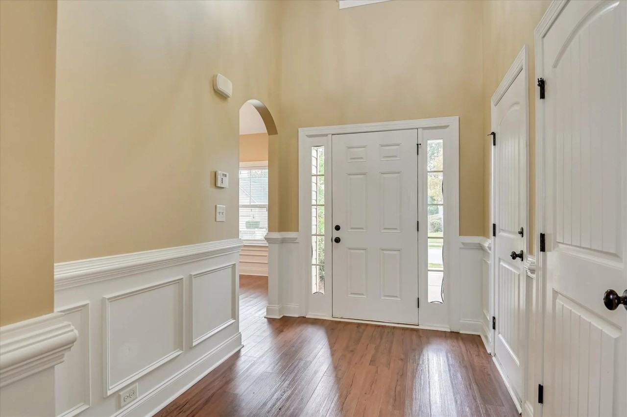 621 Shipley Ave #1 - Photo 3 of 36