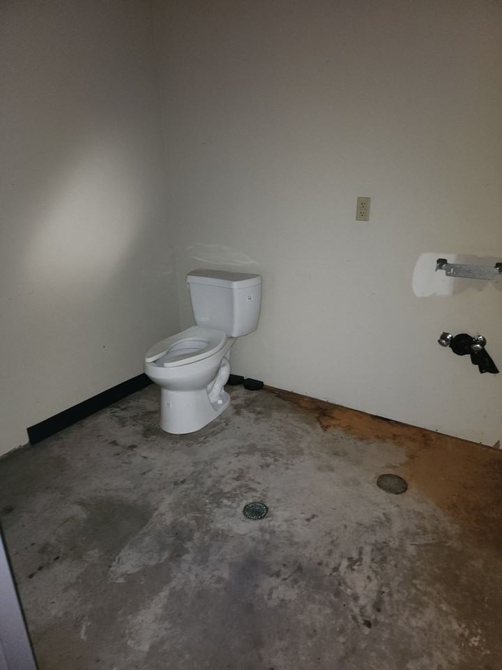 346 W ENTERPRISE - 352 #352 - Photo 7 of 8