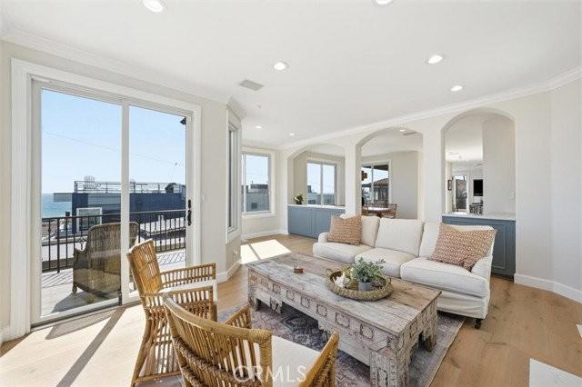 133 33rd St - Photo 4 of 6