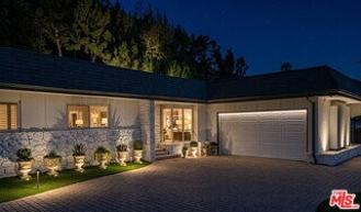 2000 San Ysidro Dr - Photo 1 of 1