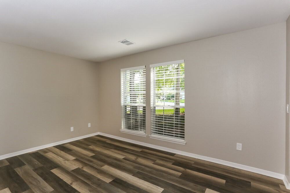 3 Rockridge Ct - Photo 5 of 17