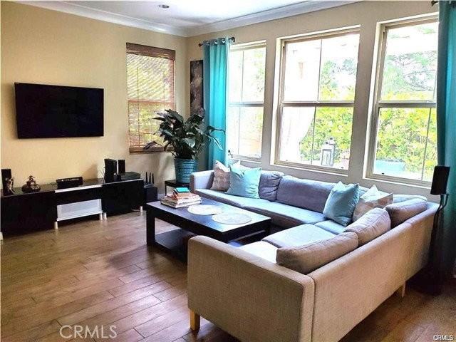 175 Overbrook - Photo 3 of 8