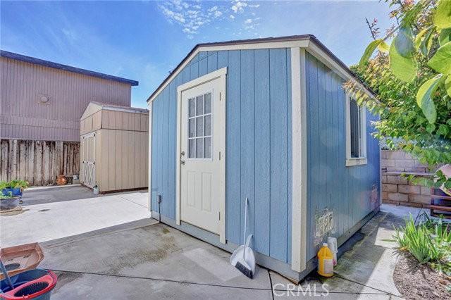 1409 Lakeside Ln - Photo 6 of 6