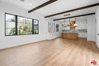 930 Lincoln Blvd #B - Photo 2 of 8