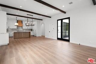 930 Lincoln Blvd #B - Photo 5 of 8