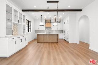 930 Lincoln Blvd #B - Photo 6 of 8