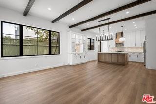 930 Lincoln Blvd #A - Photo 3 of 8