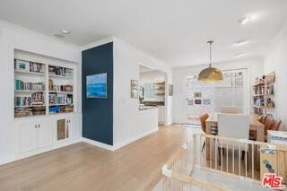 1802 California Ave - Photo 3 of 8