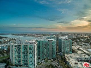 13700 Marina Pointe Dr #1206 - Photo 2 of 8