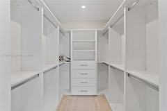 1347 Sw 14th Ave - Photo 1 of 1