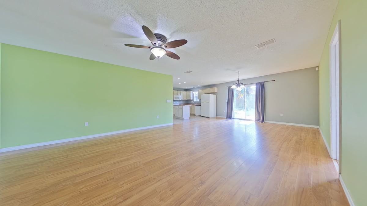 219 Limestone Cir - Photo 3 of 14