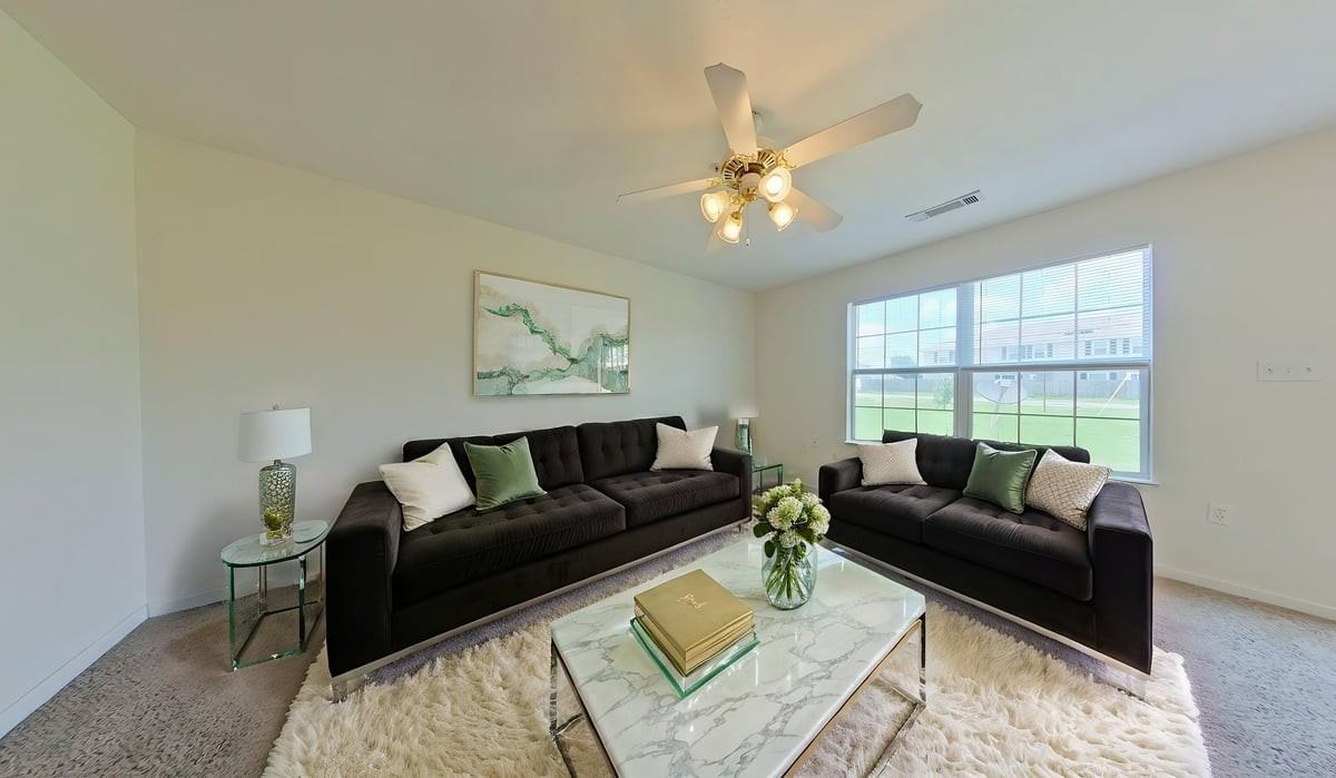 304 Crooked Pine Trl - Photo 4 of 15