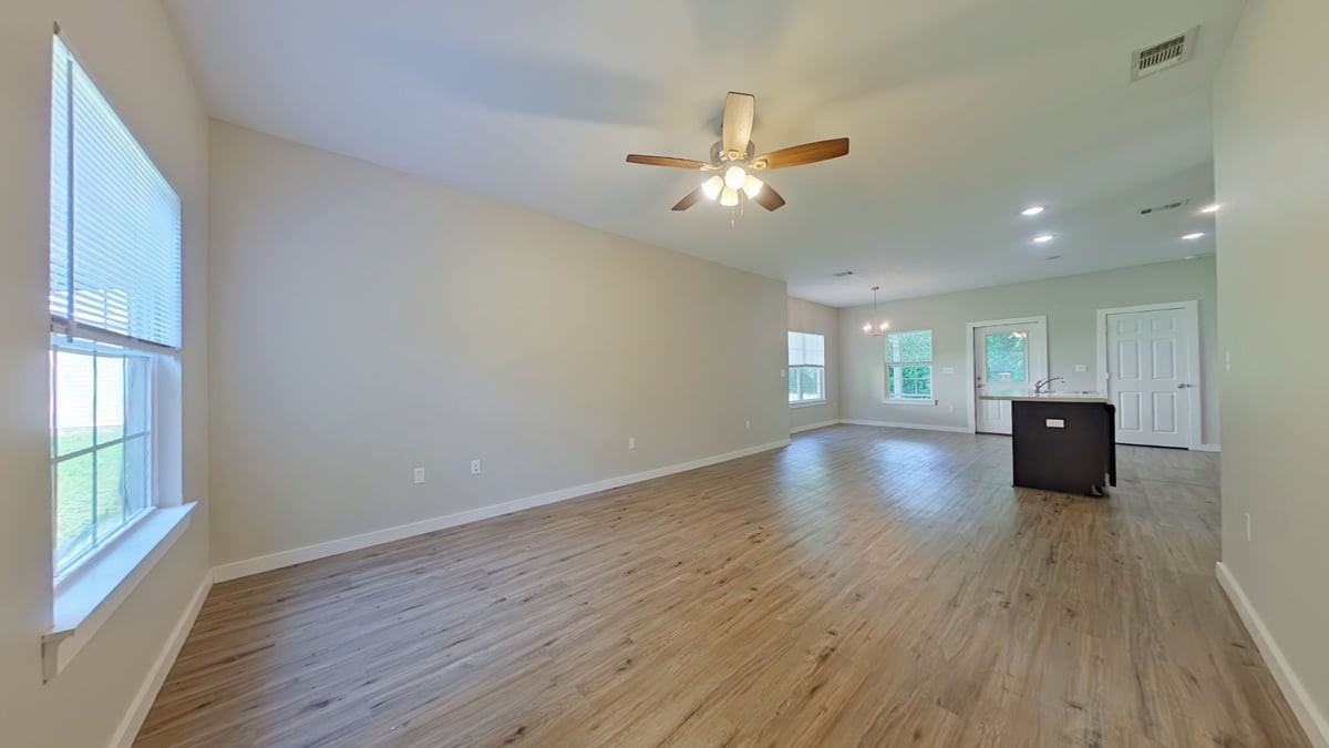 605 E Williams Ave - Photo 3 of 15