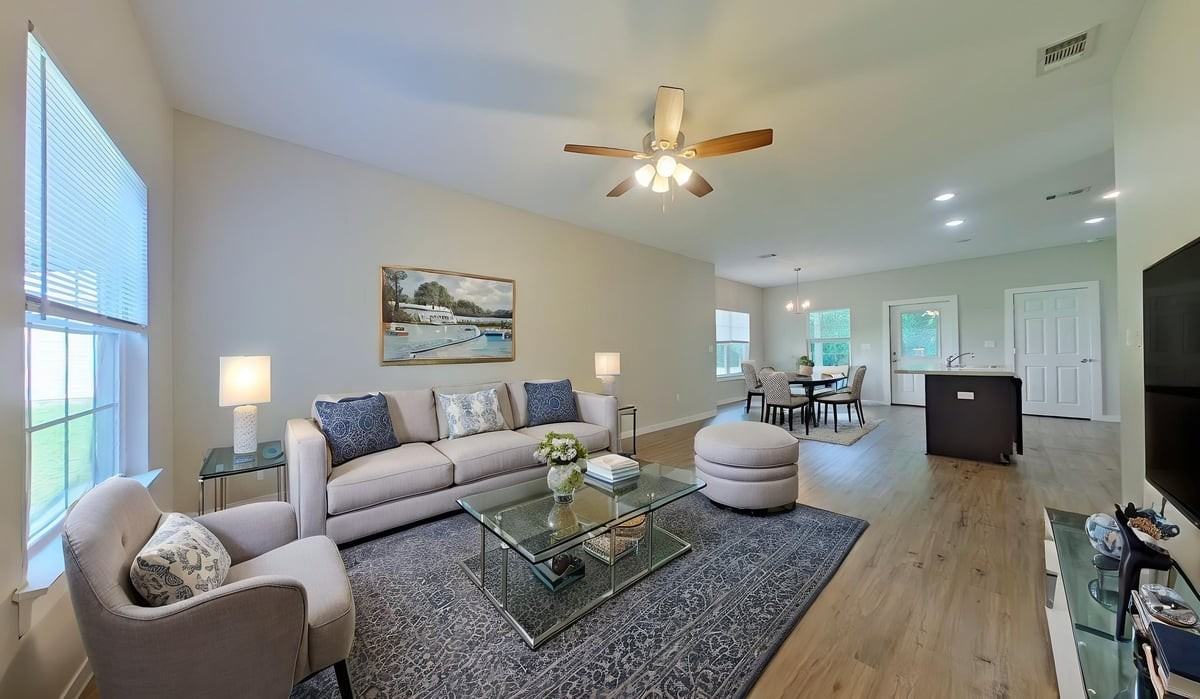 605 E Williams Ave - Photo 4 of 15