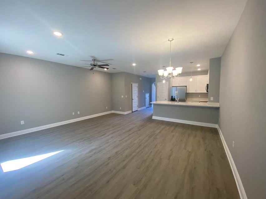 979 Skylark Rd - Photo 6 of 27