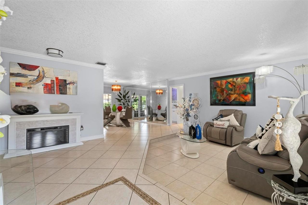 14012 Sw 38th Ter - Photo 5 of 8