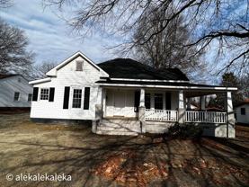 1113 W Webb Ave - Photo 1 of 1