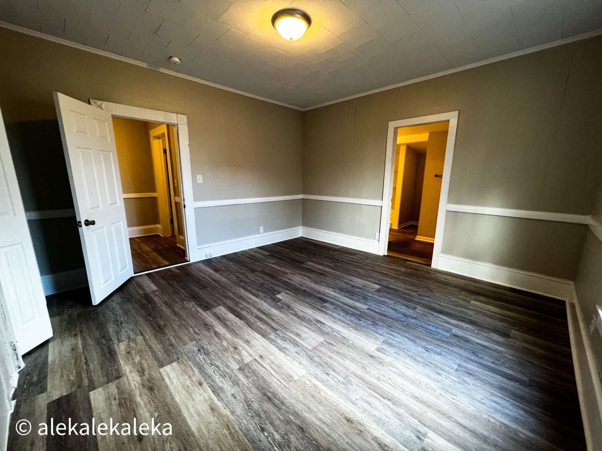 1113 W Webb Ave - Photo 7 of 18