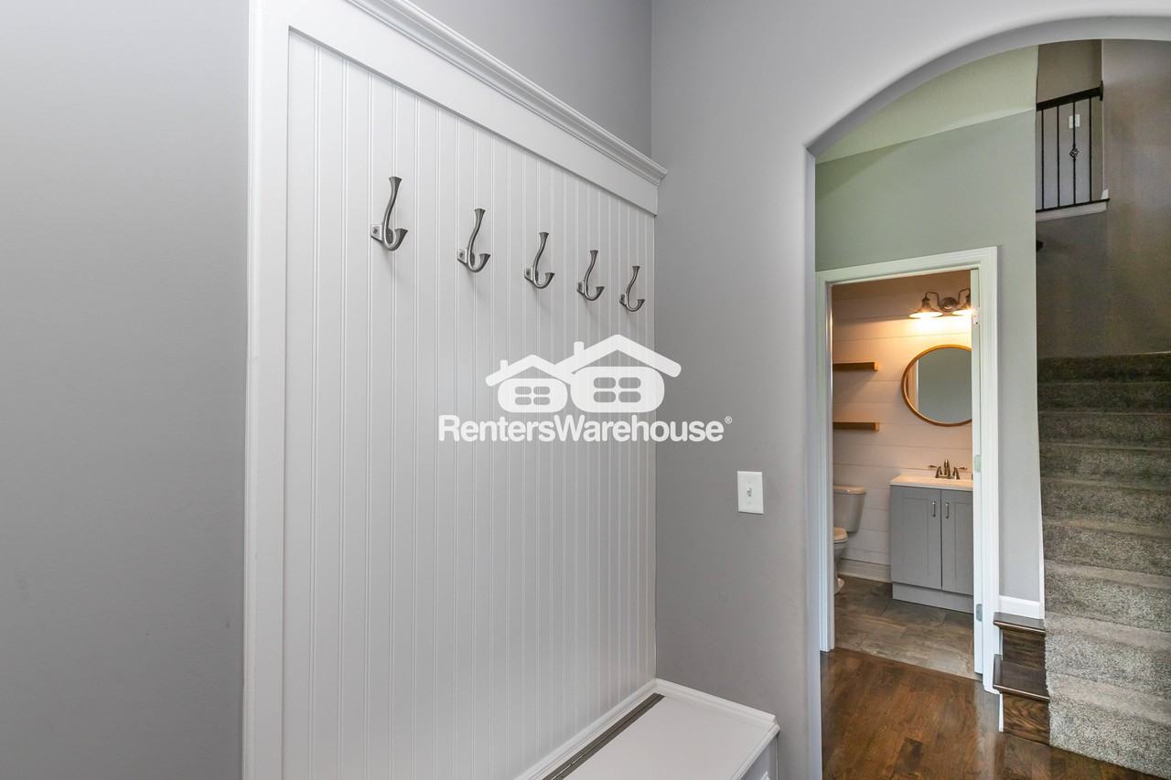 1312 Nw 95th St - Photo 3 of 31