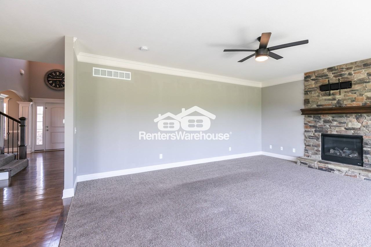 1312 Nw 95th St - Photo 6 of 31