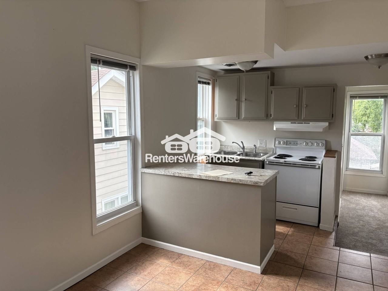 708 Randolph Ave #2 - Photo 3 of 13