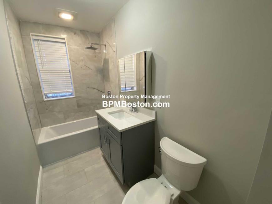 13 Kilsyth Rd - Photo 6 of 10