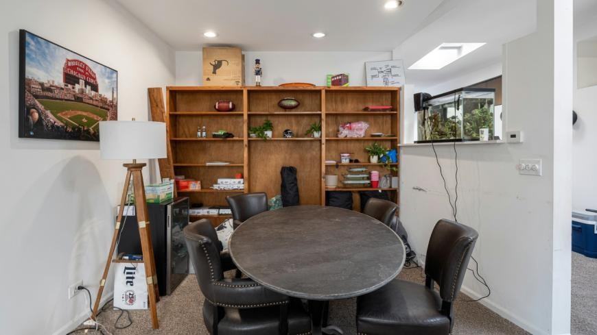 1124 W Eddy St - Photo 6 of 10