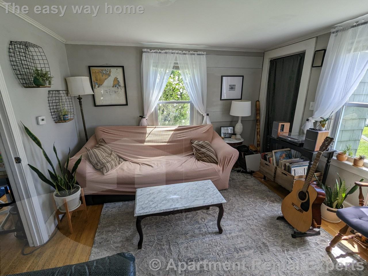 140 Grove St - Photo 6 of 37