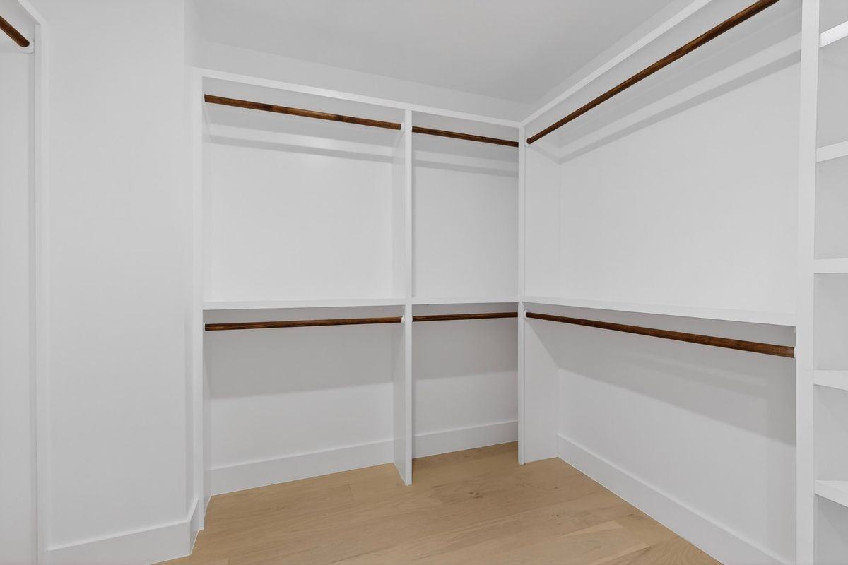 5018 Highland Ct - Photo 4 of 25
