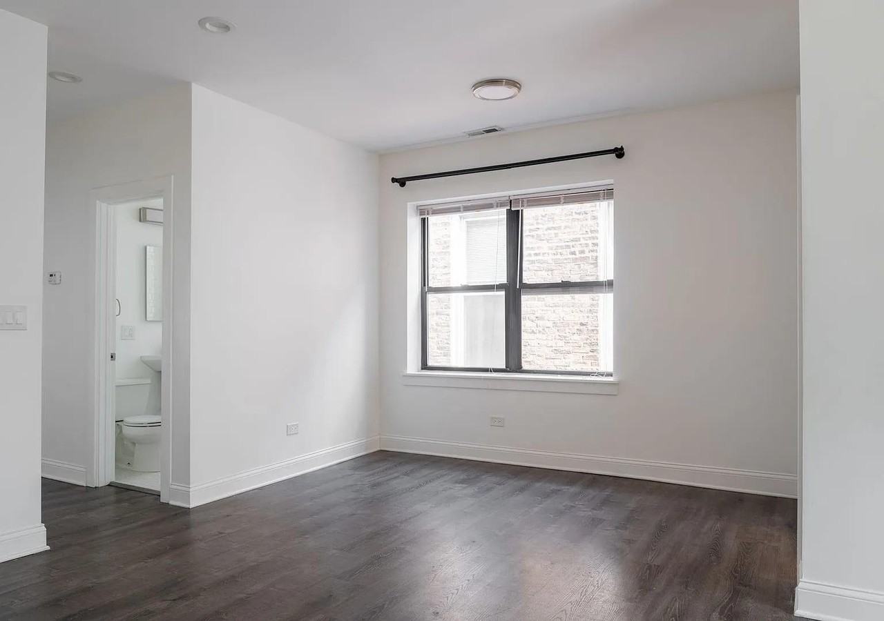 1524 N Ashland Ave #2N - Photo 2 of 15