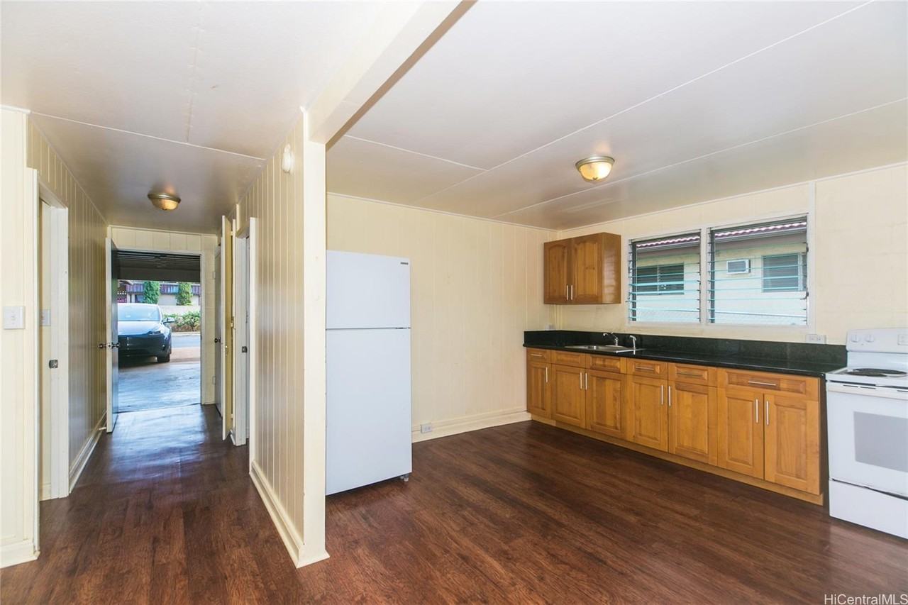 1112 4th Ave - Photo 5 of 25