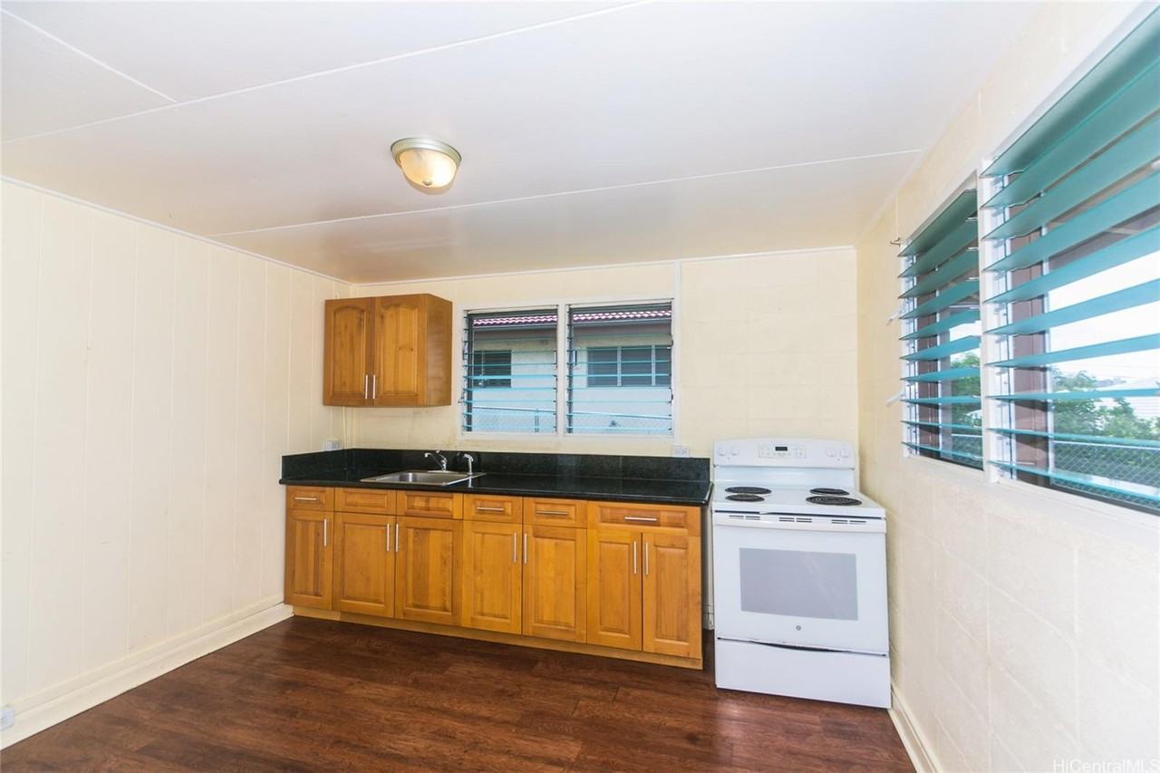 1112 4th Ave - Photo 6 of 25