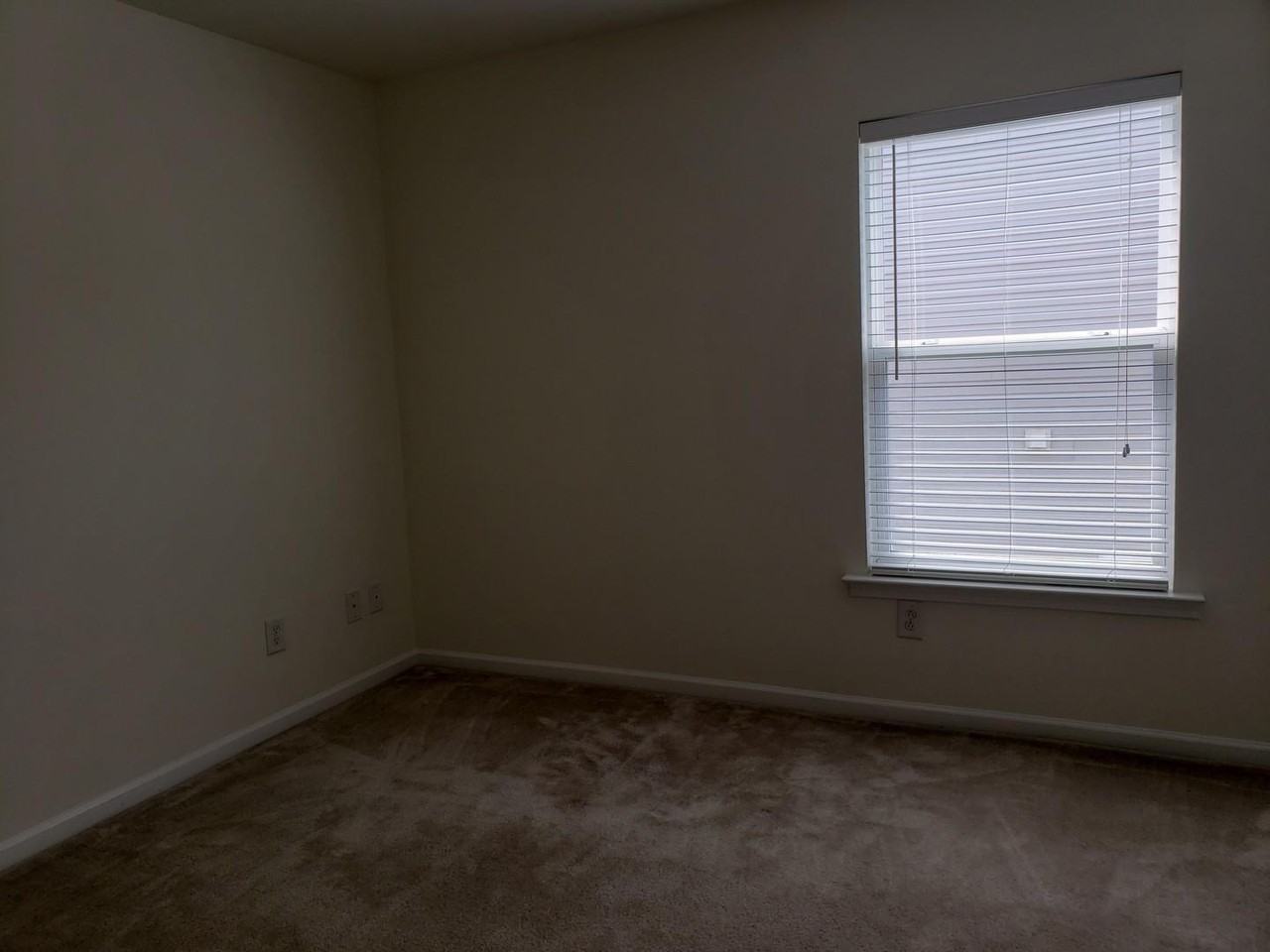 718 Delta Downs Dr - Photo 7 of 12