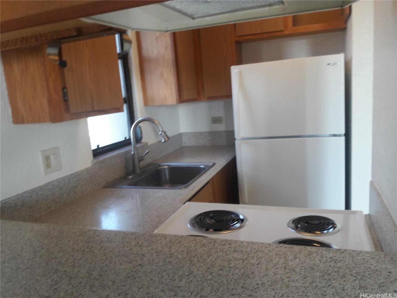 2100 Date St #501 - Photo 5 of 12